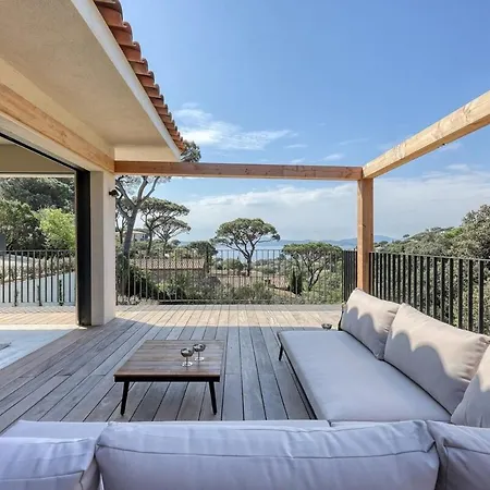 Appartement Stunning Home Blends Minimalist Luxury With Comfort