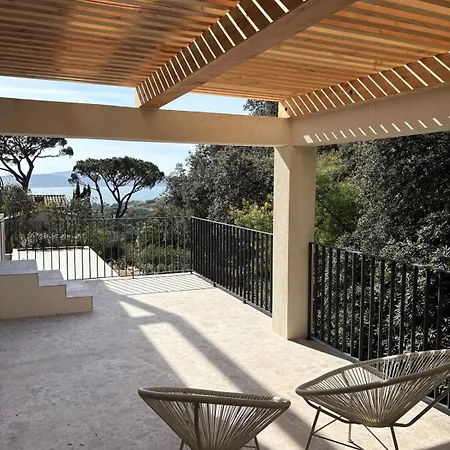 Stunning Home Blends Minimalist Luxury With Comfort Appartement *