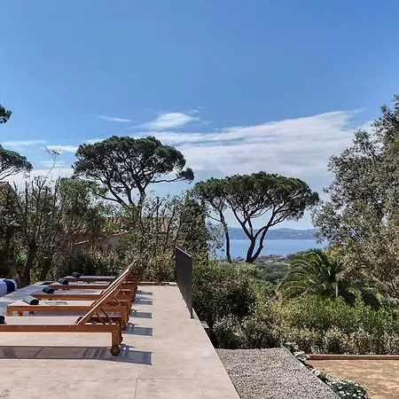 Appartement Stunning Home Blends Minimalist Luxury With Comfort