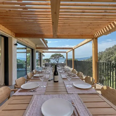 Appartement Stunning Home Blends Minimalist Luxury With Comfort Sainte-Maxime